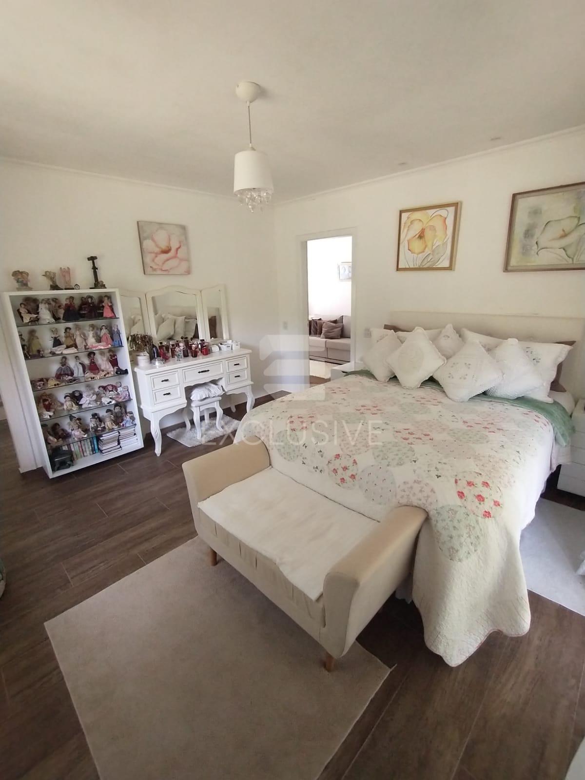 Casa com 4 dormit&oacute;rios &agrave; venda, 480 m&sup2; por R$ 1.100.000 - Mury - Nova Friburgo - RJ  Nova Friburgo - 