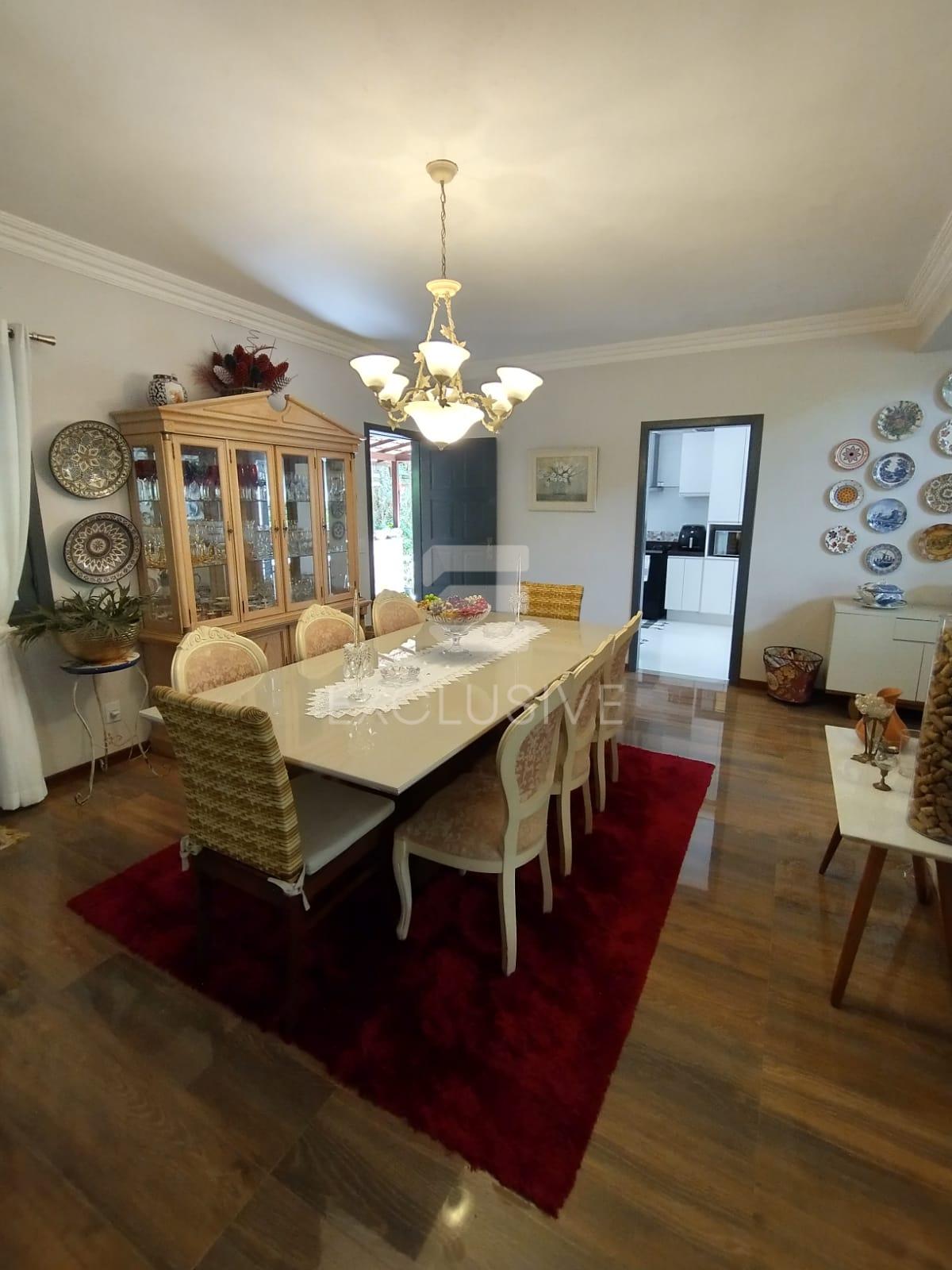 Casa com 4 dormit&oacute;rios &agrave; venda, 480 m&sup2; por R$ 1.100.000 - Mury - Nova Friburgo - RJ  Nova Friburgo - 