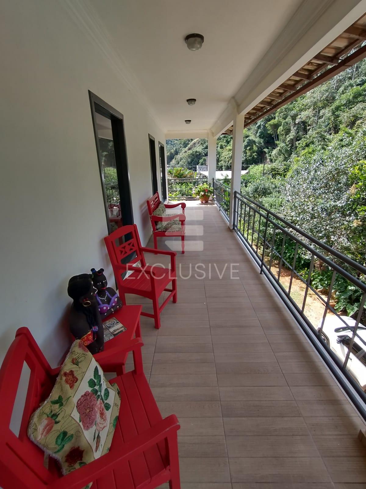 Casa com 4 dormit&oacute;rios &agrave; venda, 480 m&sup2; por R$ 1.100.000 - Mury - Nova Friburgo - RJ  Nova Friburgo - 