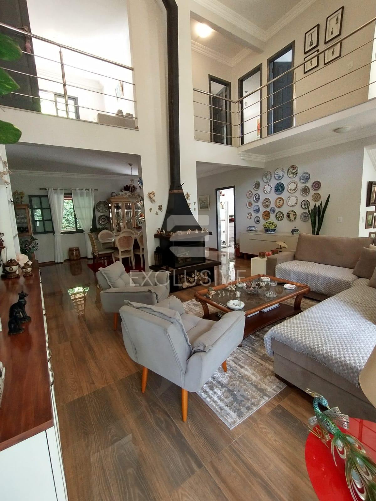 Casa com 4 dormit&oacute;rios &agrave; venda, 480 m&sup2; por R$ 1.100.000 - Mury - Nova Friburgo - RJ  Nova Friburgo - 