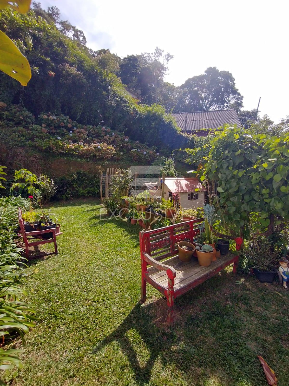 Casa com 4 dormit&oacute;rios &agrave; venda, 480 m&sup2; por R$ 1.100.000 - Mury - Nova Friburgo - RJ  Nova Friburgo - 