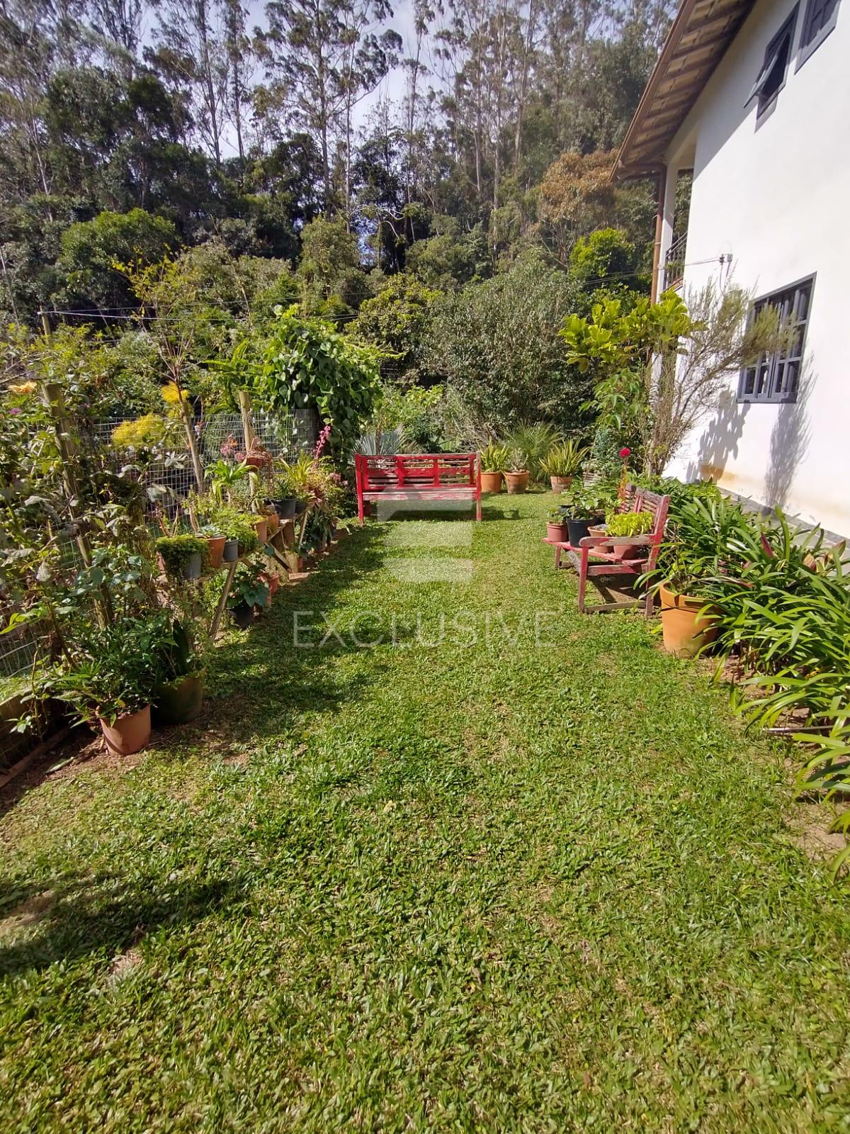Casa com 4 dormit&oacute;rios &agrave; venda, 480 m&sup2; por R$ 1.100.000 - Mury - Nova Friburgo - RJ  Nova Friburgo - 