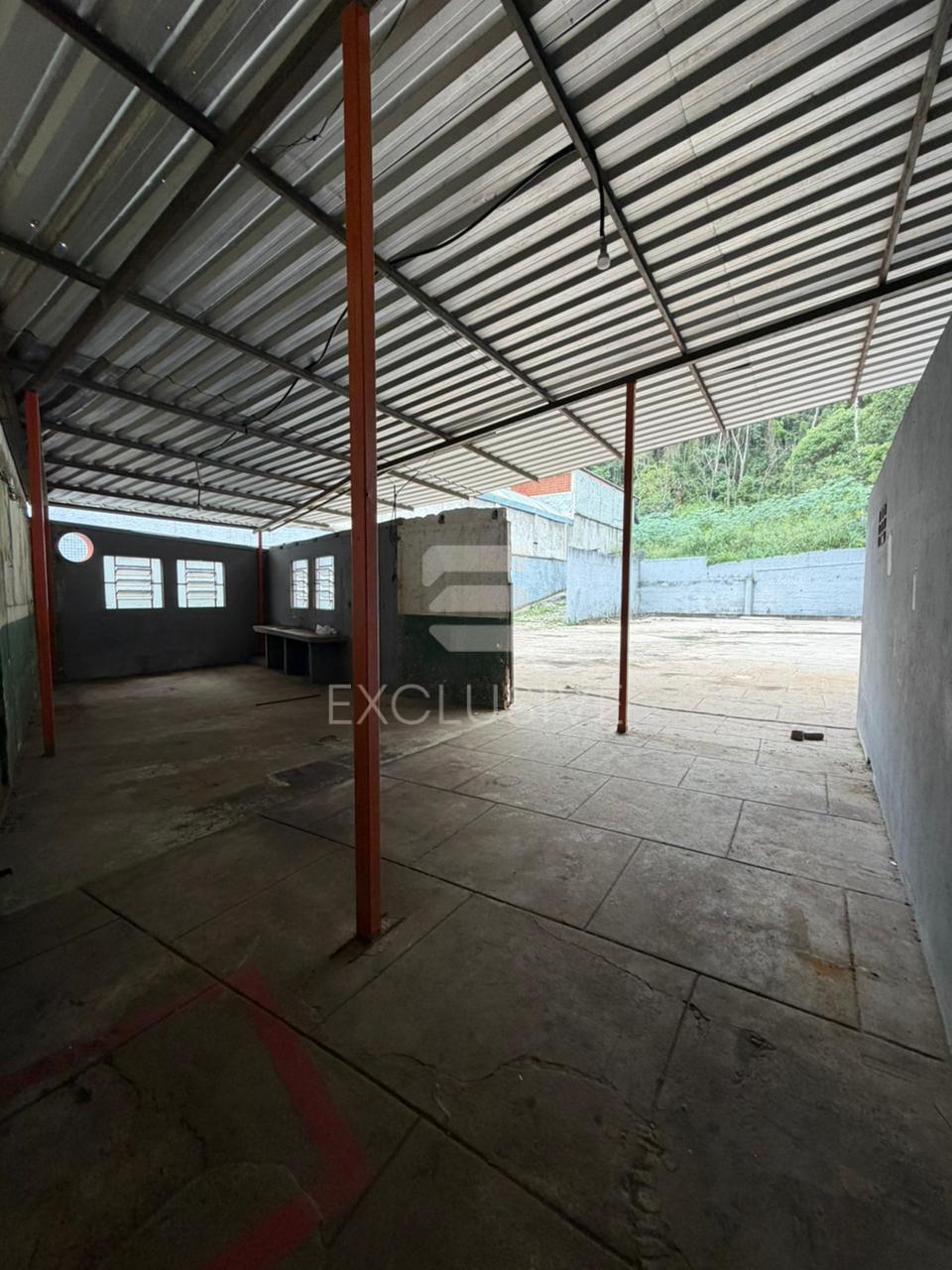 EXCELENTE GALP&Atilde;O PARA LOCA&Ccedil;&Atilde;O NA TERE X FRI COM 1120M&sup2; Mario Antonio Thurler Nova Friburgo - 