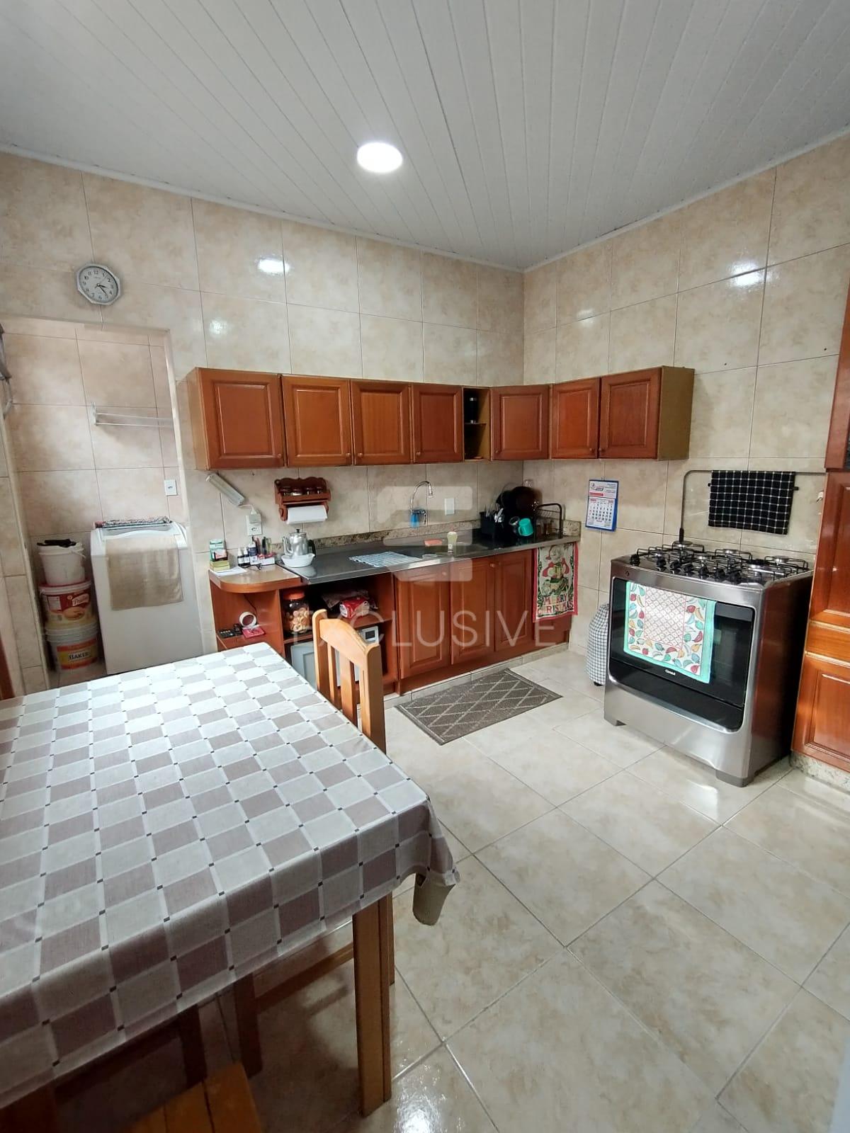 Casas com 4 dormit&oacute;rios &agrave; venda, 188 m&sup2; por R$ 1.200.000 - Olaria - Nova Friburgo - RJ  Nova Friburgo - 