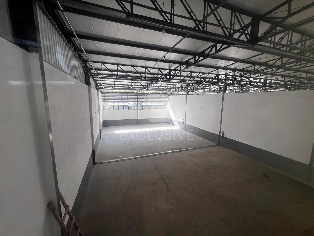 EXCELENTES GALP&Otilde;ES PARA LOCA&Ccedil;&Atilde;O COM 500M&sup2; NO POLO COMERCIAL RJ-130 Nova Friburgo - 