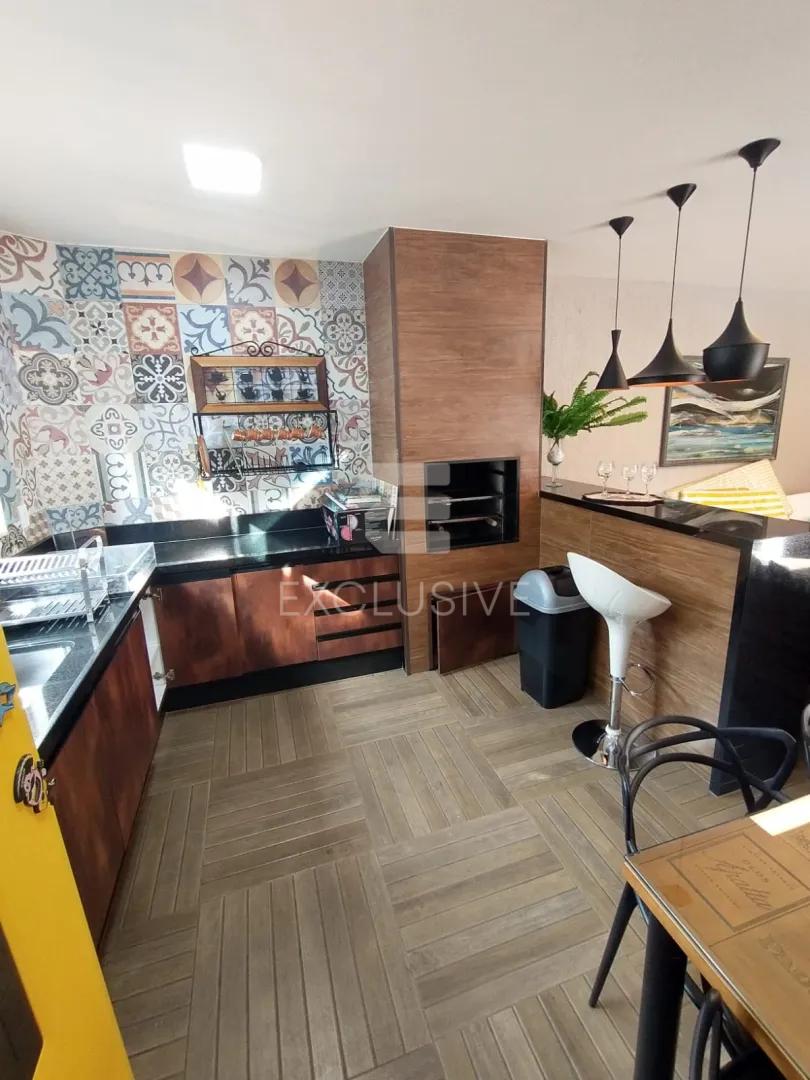 Casa com 3 dormit&oacute;rios &agrave; venda, 280 m&sup2; por R$ 2.350.000,00 - C&ocirc;nego - Nova Friburgo/RJ Rua Barão de Lucena Nova Friburgo - 