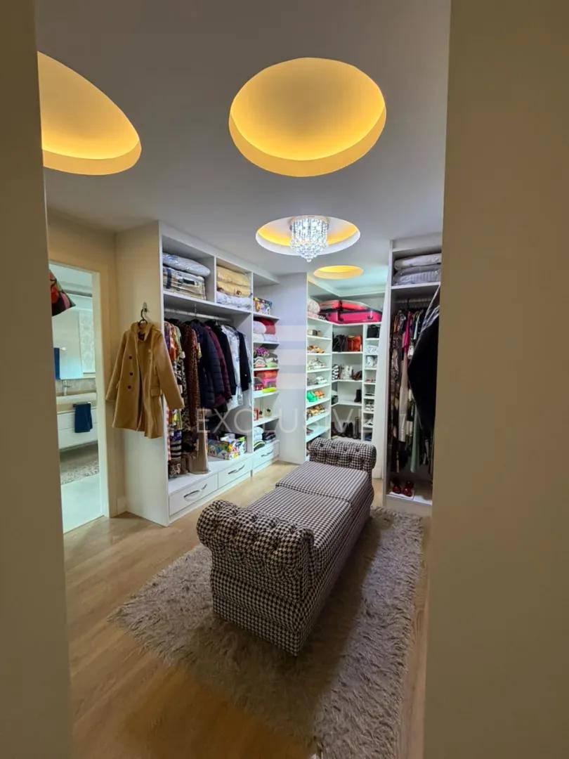 Casa com 3 dormit&oacute;rios &agrave; venda, 280 m&sup2; por R$ 2.350.000,00 - C&ocirc;nego - Nova Friburgo/RJ Rua Barão de Lucena Nova Friburgo - 