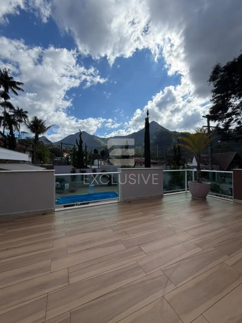 Casa com 3 dormit&oacute;rios &agrave; venda, 280 m&sup2; por R$ 2.350.000,00 - C&ocirc;nego - Nova Friburgo/RJ Rua Barão de Lucena Nova Friburgo - 