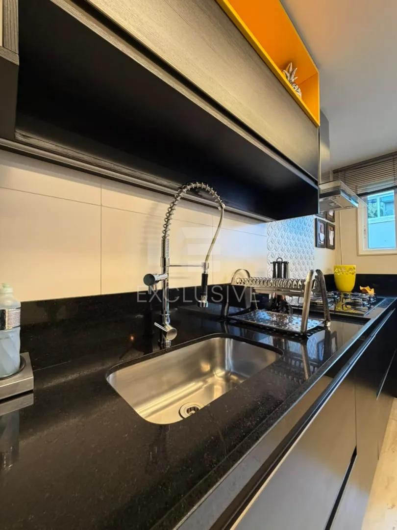 Casa com 3 dormit&oacute;rios &agrave; venda, 280 m&sup2; por R$ 2.350.000,00 - C&ocirc;nego - Nova Friburgo/RJ Rua Barão de Lucena Nova Friburgo - 