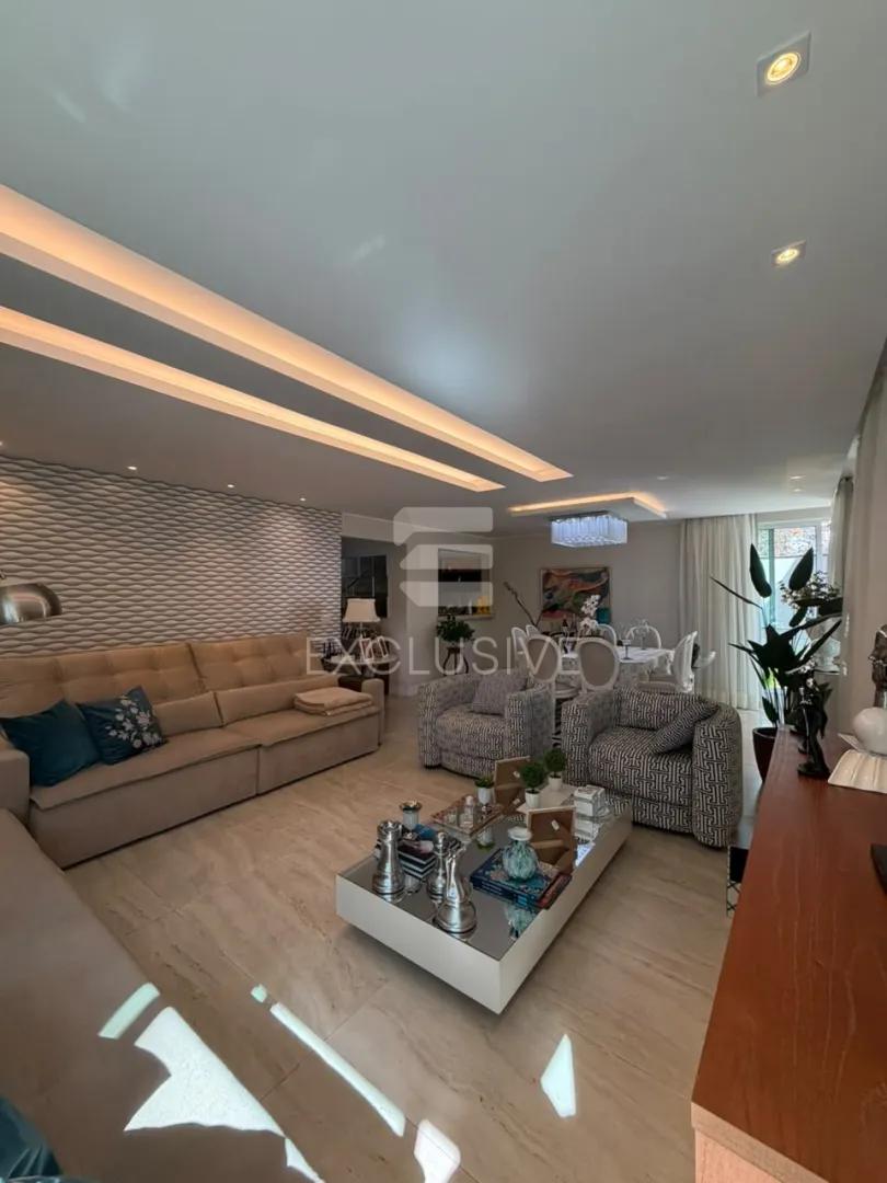 Casa com 3 dormit&oacute;rios &agrave; venda, 280 m&sup2; por R$ 2.350.000,00 - C&ocirc;nego - Nova Friburgo/RJ Rua Barão de Lucena Nova Friburgo - 