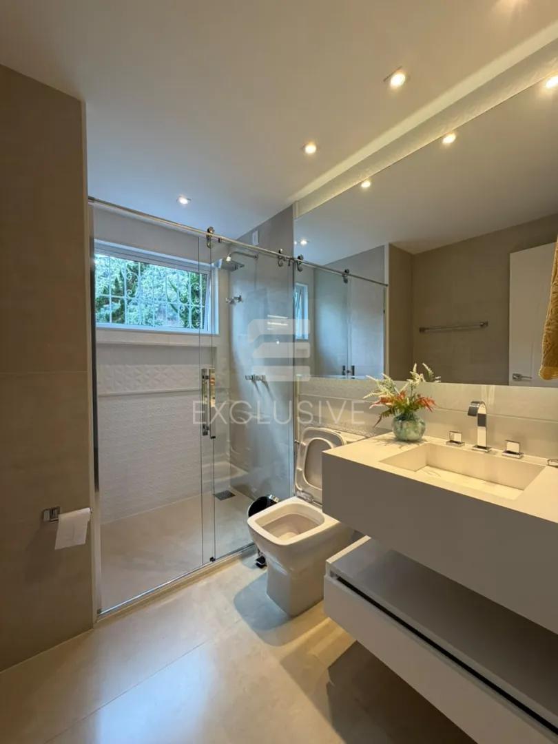 Casa com 3 dormit&oacute;rios &agrave; venda, 280 m&sup2; por R$ 2.350.000,00 - C&ocirc;nego - Nova Friburgo/RJ Rua Barão de Lucena Nova Friburgo - 