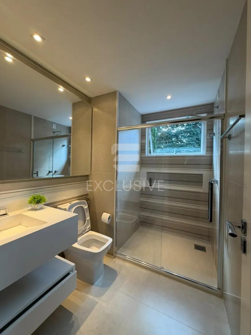 Casa com 3 dormit&oacute;rios &agrave; venda, 280 m&sup2; por R$ 2.350.000,00 - C&ocirc;nego - Nova Friburgo/RJ Rua Barão de Lucena Nova Friburgo - 