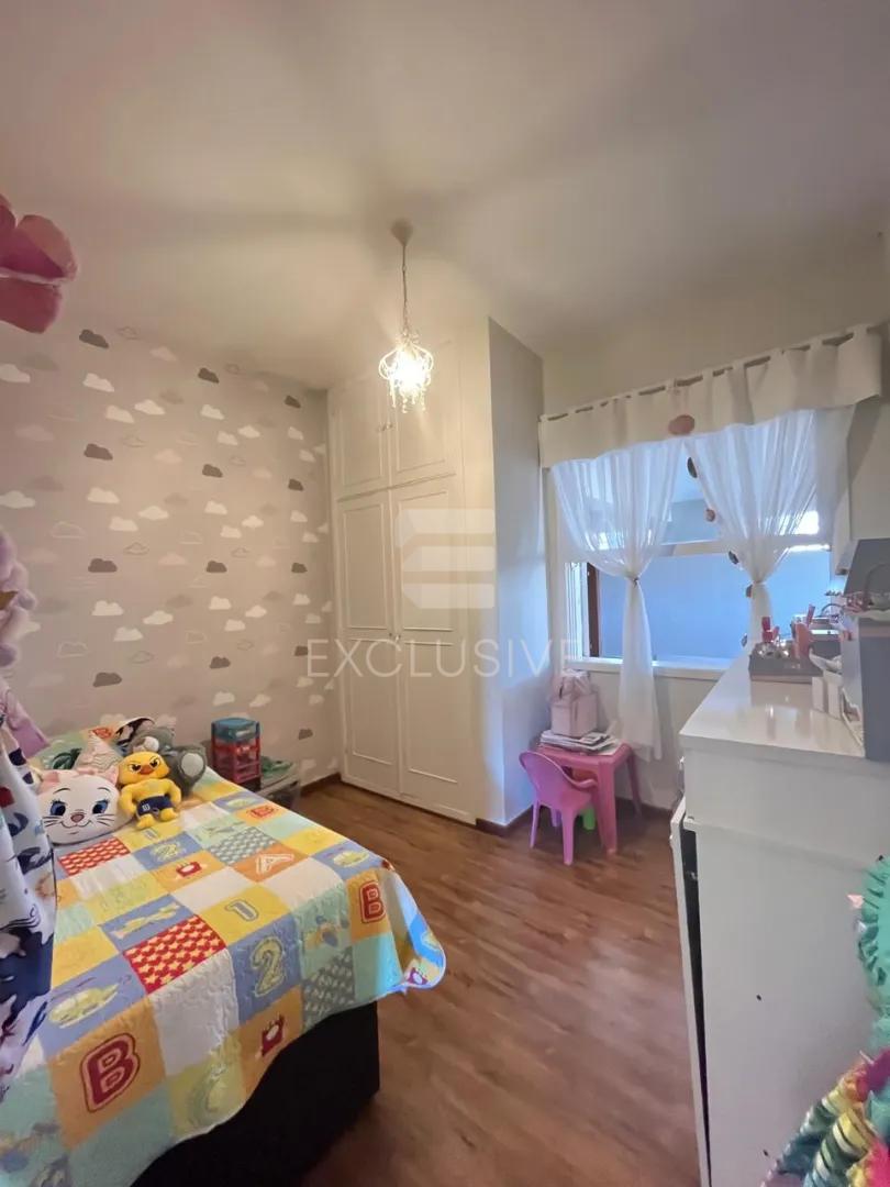 Casa com 4 dormit&oacute;rios &agrave; venda, 230 m&sup2; por R$ 980.000,00 - C&ocirc;nego - Nova Friburgo/RJ  Nova Friburgo - 