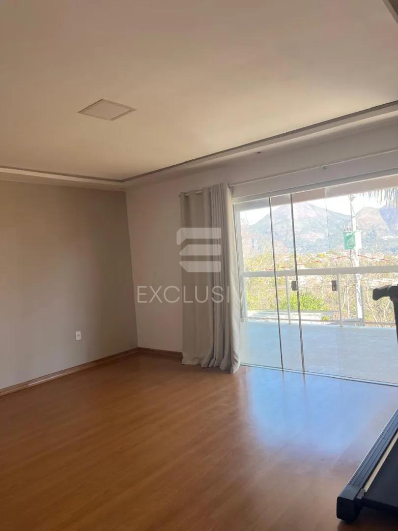 Casa com 4 dormit&oacute;rios &agrave; venda, 230 m&sup2; por R$ 980.000,00 - C&ocirc;nego - Nova Friburgo/RJ  Nova Friburgo - 