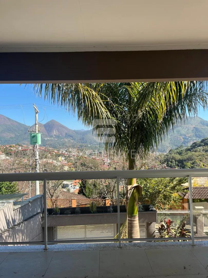 Casa com 4 dormit&oacute;rios &agrave; venda, 230 m&sup2; por R$ 980.000,00 - C&ocirc;nego - Nova Friburgo/RJ  Nova Friburgo - 