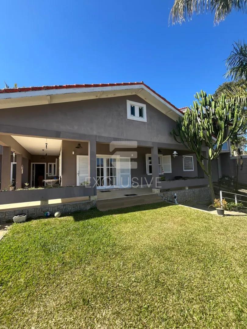 Casa com 4 dormit&oacute;rios &agrave; venda, 230 m&sup2; por R$ 980.000,00 - C&ocirc;nego - Nova Friburgo/RJ  Nova Friburgo - 