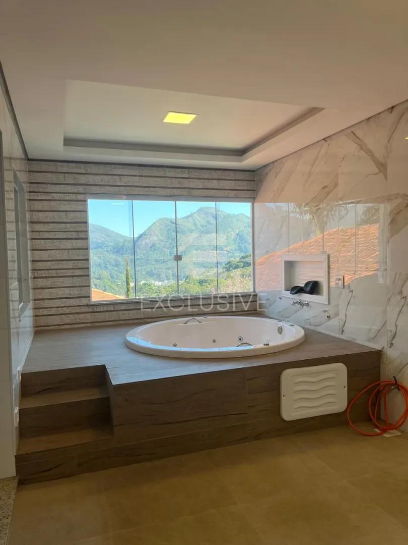 Casa com 4 dormit&oacute;rios &agrave; venda, 230 m&sup2; por R$ 980.000,00 - C&ocirc;nego - Nova Friburgo/RJ  Nova Friburgo - 
