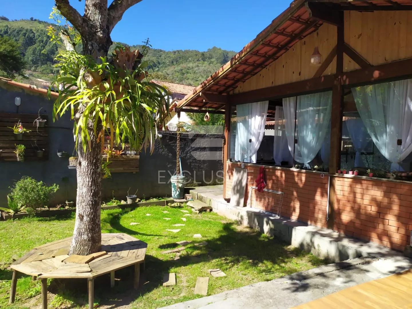 Casa com 3 dormit&oacute;rios &agrave; venda, 120 m&sup2; por R$ 480.000 - Sitio S&atilde;o Luiz - Nova Friburgo  Nova Friburgo - 