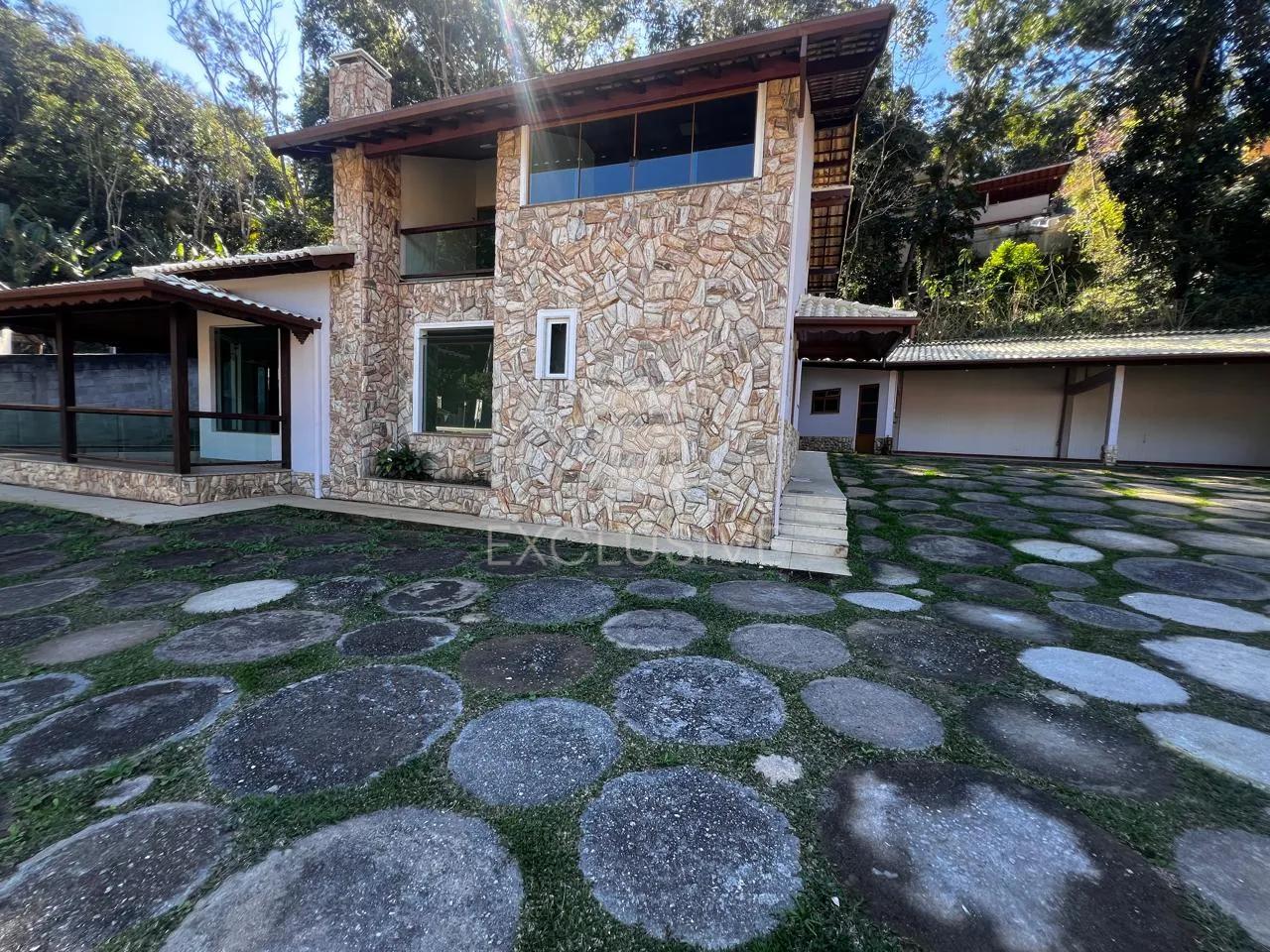 EXCELENTE CASA PARA LOCA&Ccedil;&Atilde;O - PARQUE SANTA ELISA - NOVA FRIBURGO  Nova Friburgo - 