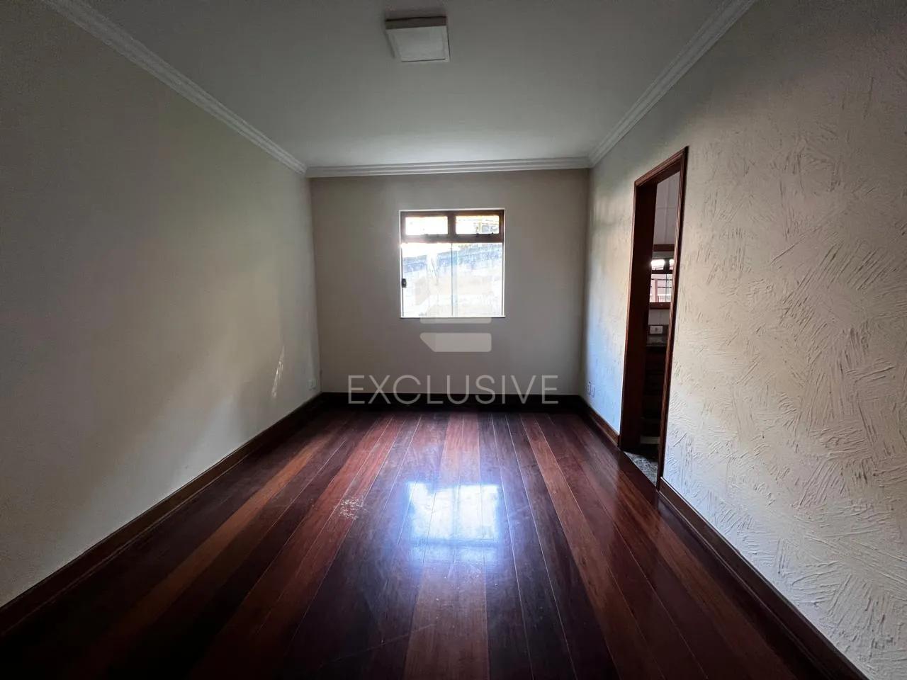 EXCELENTE CASA PARA LOCA&Ccedil;&Atilde;O - PARQUE SANTA ELISA - NOVA FRIBURGO  Nova Friburgo - 