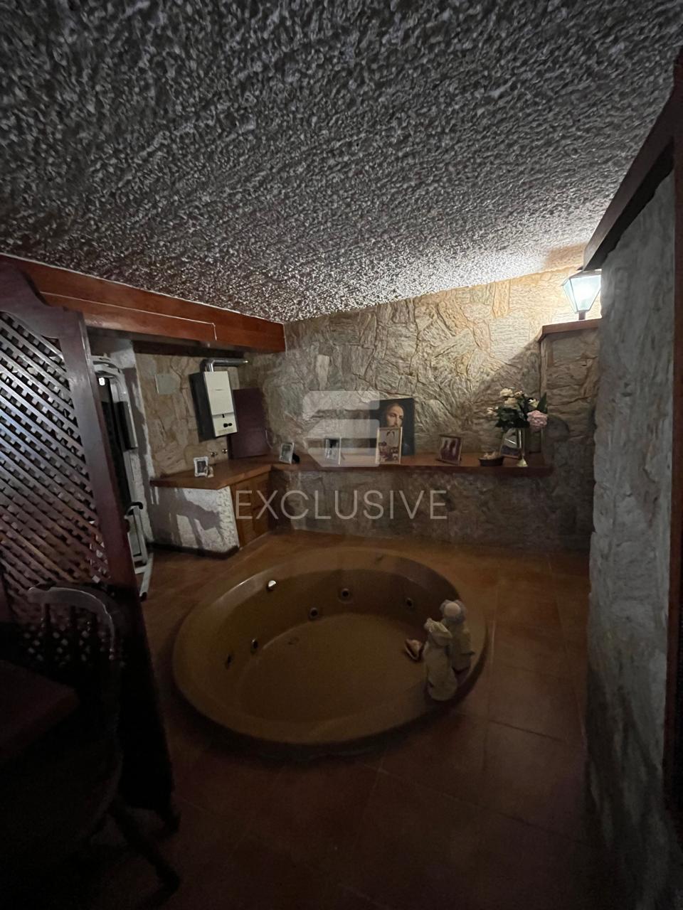 Casa em Stucky - Nova Friburgo RJ R$ 1.250.000,00  Nova Friburgo - 