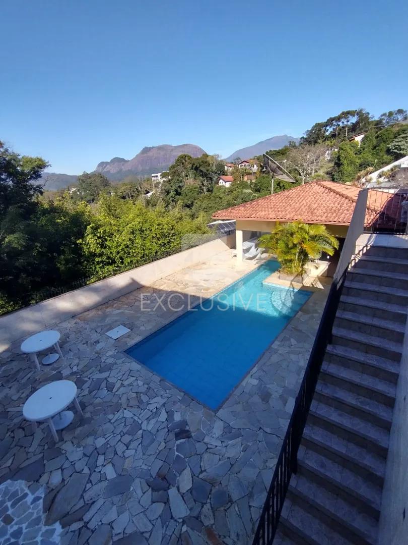 Casa com 3 dormit&oacute;rios &agrave; venda,  129 m&sup2; por R$ 790.000,00 - Braunes - Nova Friburgo/RJ  Nova Friburgo - 
