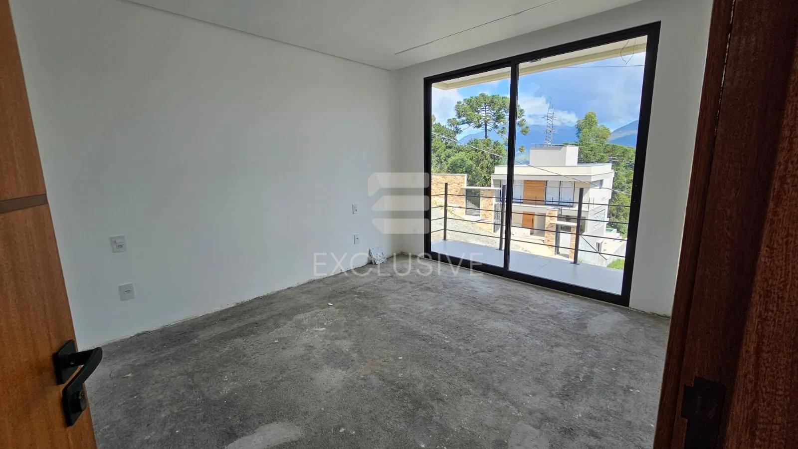Linda Casa  3 dormit&oacute;rios sendo 2 su&iacute;tes com 210 m&sup2;  - Braunes - Nova Friburgo - RJ  Nova Friburgo - 