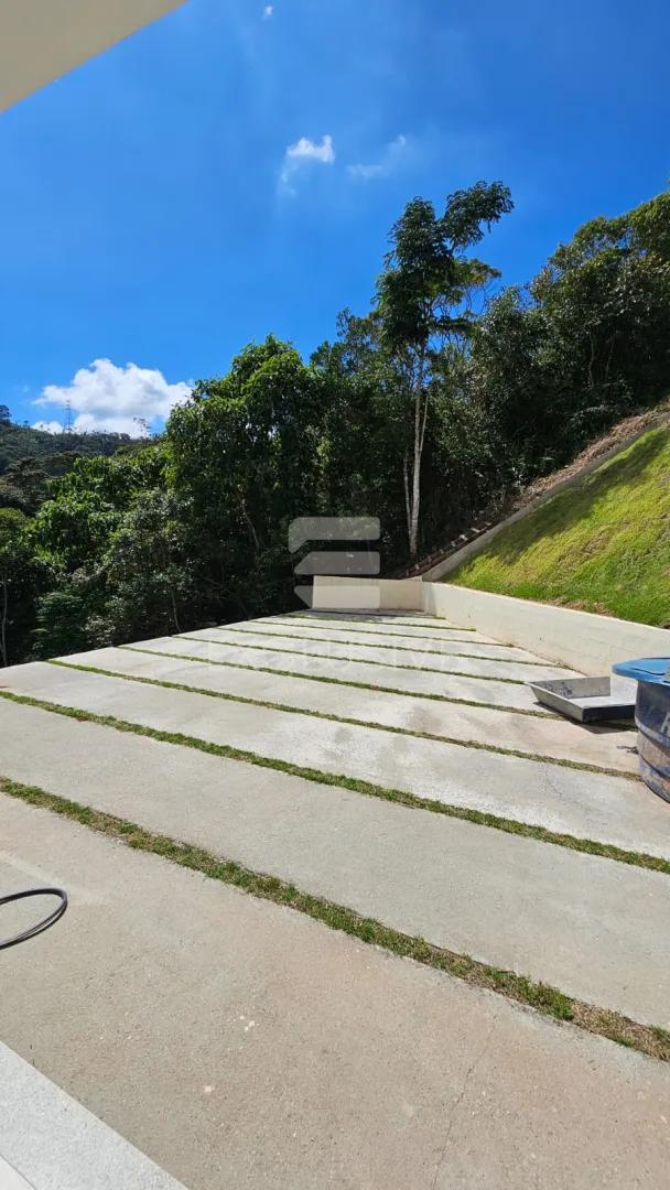 Linda Casa  3 dormit&oacute;rios sendo 2 su&iacute;tes com 210 m&sup2;  - Braunes - Nova Friburgo - RJ  Nova Friburgo - 