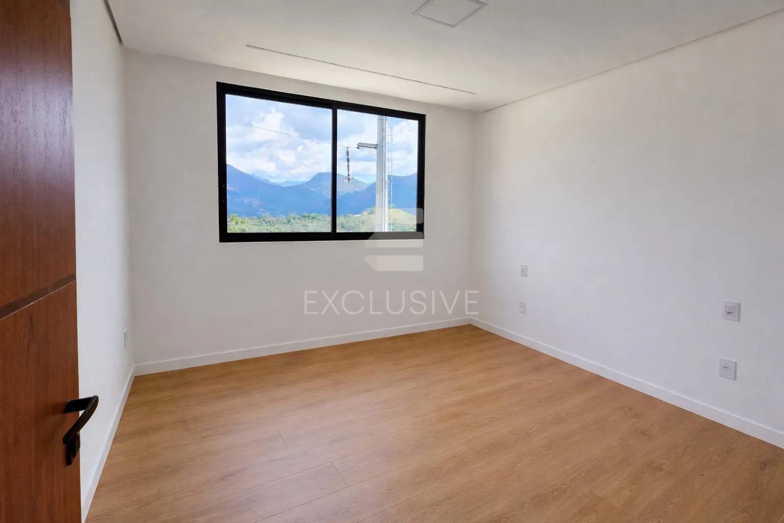 Linda Casa  3 dormit&oacute;rios sendo 2 su&iacute;tes com 210 m&sup2;  - Braunes - Nova Friburgo - RJ  Nova Friburgo - 