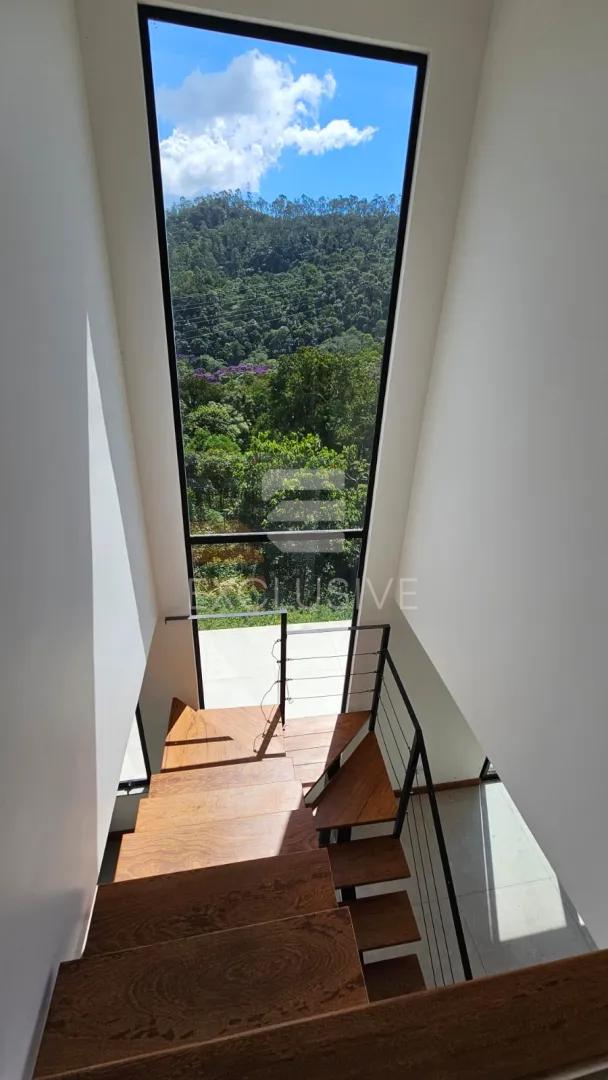 Linda Casa  3 dormit&oacute;rios sendo 2 su&iacute;tes com 210 m&sup2;  - Braunes - Nova Friburgo - RJ  Nova Friburgo - 
