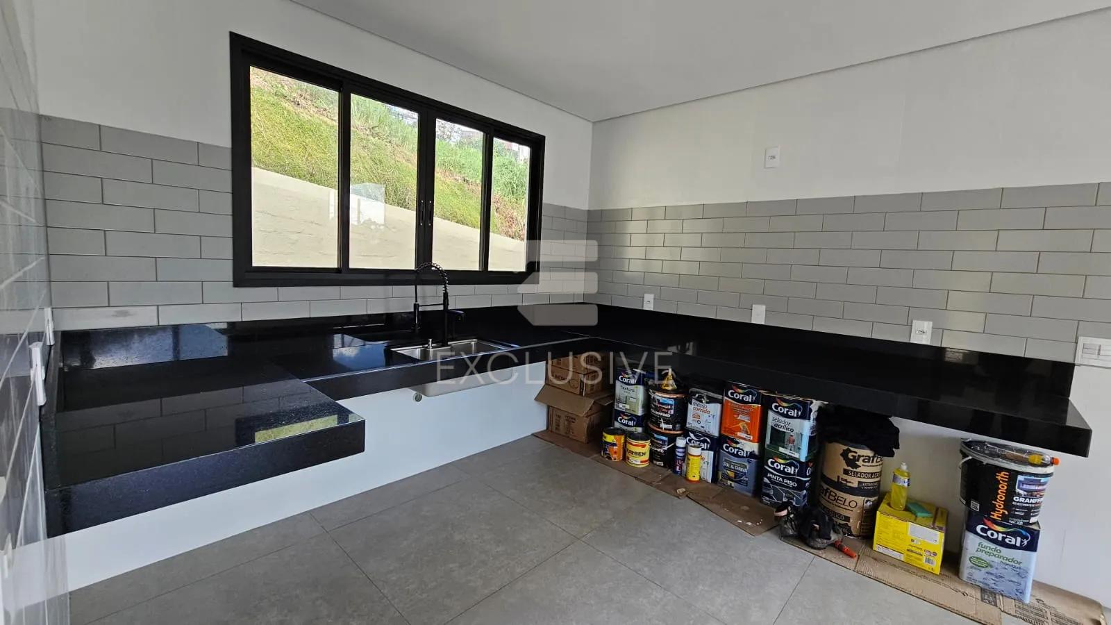 Linda Casa  3 dormit&oacute;rios sendo 2 su&iacute;tes com 210 m&sup2;  - Braunes - Nova Friburgo - RJ  Nova Friburgo - 