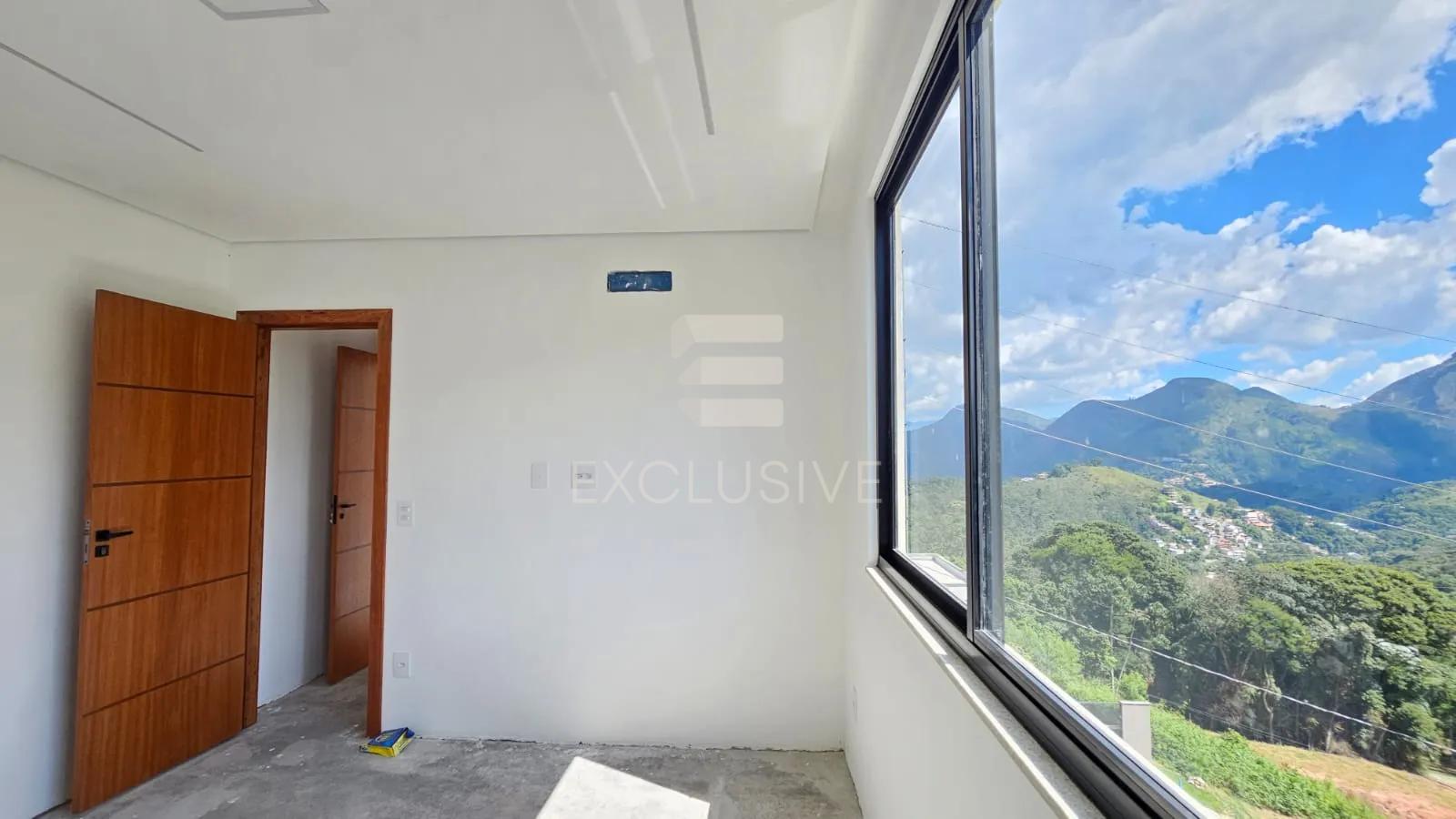 Linda Casa  3 dormit&oacute;rios sendo 2 su&iacute;tes com 210 m&sup2;  - Braunes - Nova Friburgo - RJ  Nova Friburgo - 