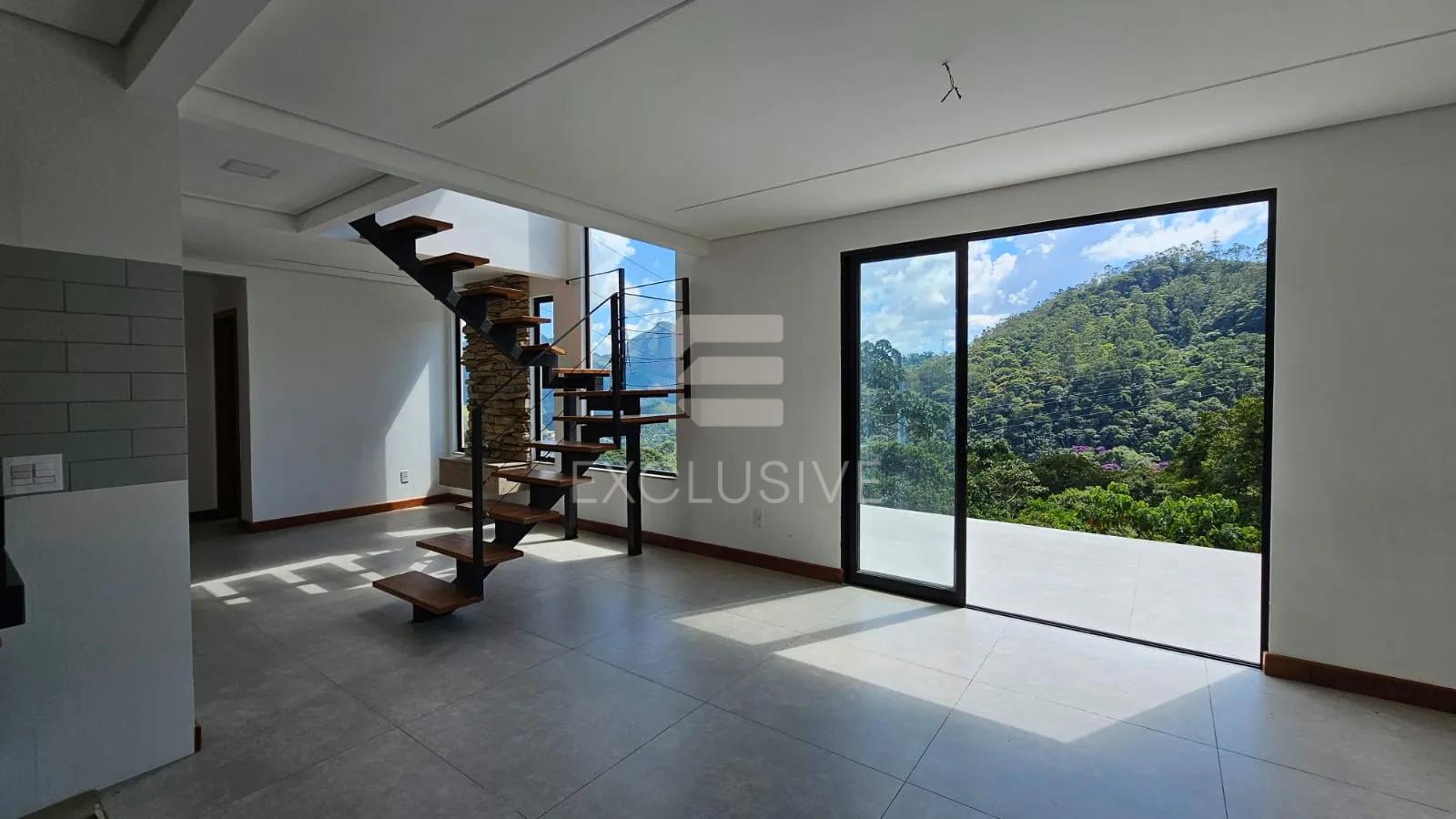 Linda Casa  3 dormit&oacute;rios sendo 2 su&iacute;tes com 210 m&sup2;  - Braunes - Nova Friburgo - RJ  Nova Friburgo - 
