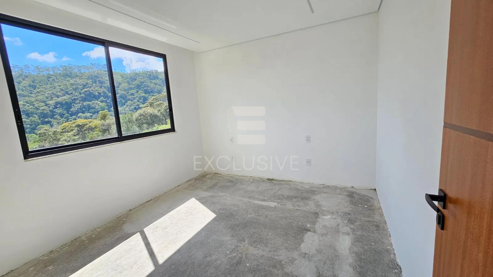 Linda Casa  3 dormit&oacute;rios sendo 2 su&iacute;tes com 210 m&sup2;  - Braunes - Nova Friburgo - RJ  Nova Friburgo - 