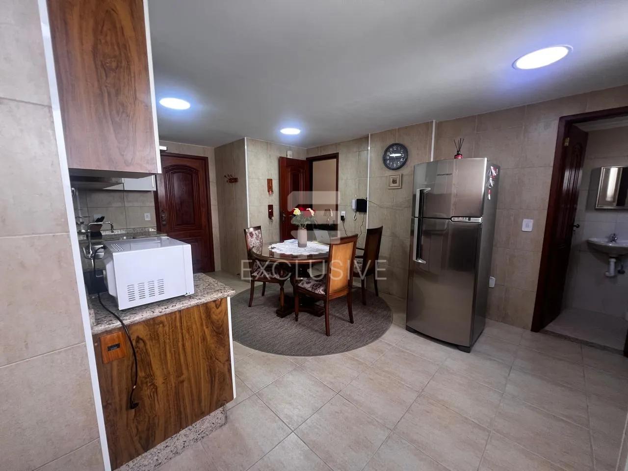 EXCELENTE APARTAMENTO A VENDA NAS BRAUNES - NOVA FRIBURGO- R$640.000,00  Nova Friburgo - 