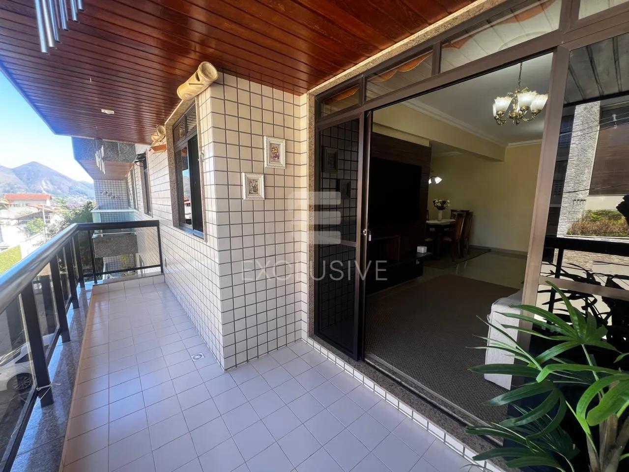 EXCELENTE APARTAMENTO A VENDA NAS BRAUNES - NOVA FRIBURGO- R$640.000,00  Nova Friburgo - 