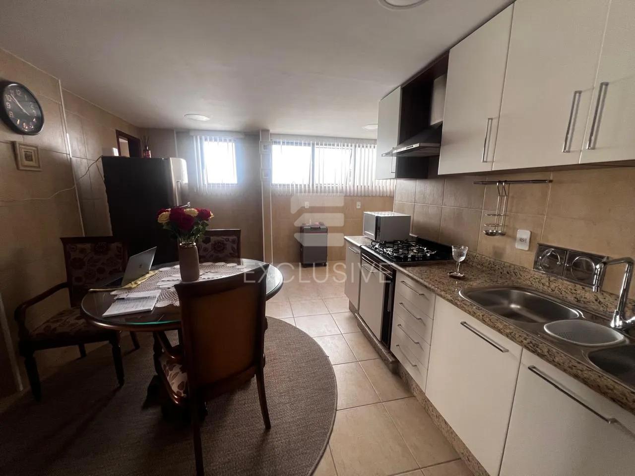 EXCELENTE APARTAMENTO A VENDA NAS BRAUNES - NOVA FRIBURGO- R$640.000,00  Nova Friburgo - 