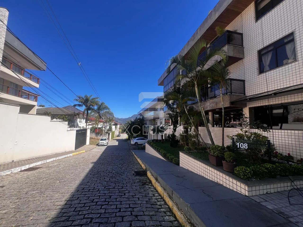 EXCELENTE APARTAMENTO A VENDA NAS BRAUNES - NOVA FRIBURGO- R$640.000,00  Nova Friburgo - 