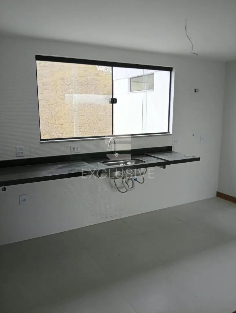 Casa com 3 dormit&oacute;rios &agrave; venda, 115 m&sup2; por R$ 680.000 - Braunes - Nova Friburgo - RJ  Nova Friburgo - 