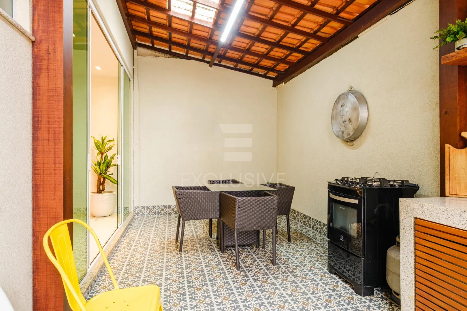 Casa 3 dormit&oacute;rios &agrave; venda, 237 m&sup2; por R$ 1.580.000,00 - C&ocirc;nego - Nova Friburgo-RJ  Nova Friburgo - 