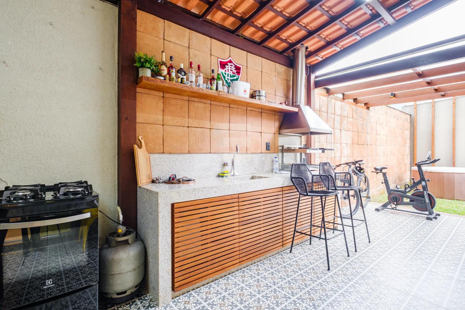 Casa 3 dormit&oacute;rios &agrave; venda, 237 m&sup2; por R$ 1.580.000,00 - C&ocirc;nego - Nova Friburgo-RJ  Nova Friburgo - 