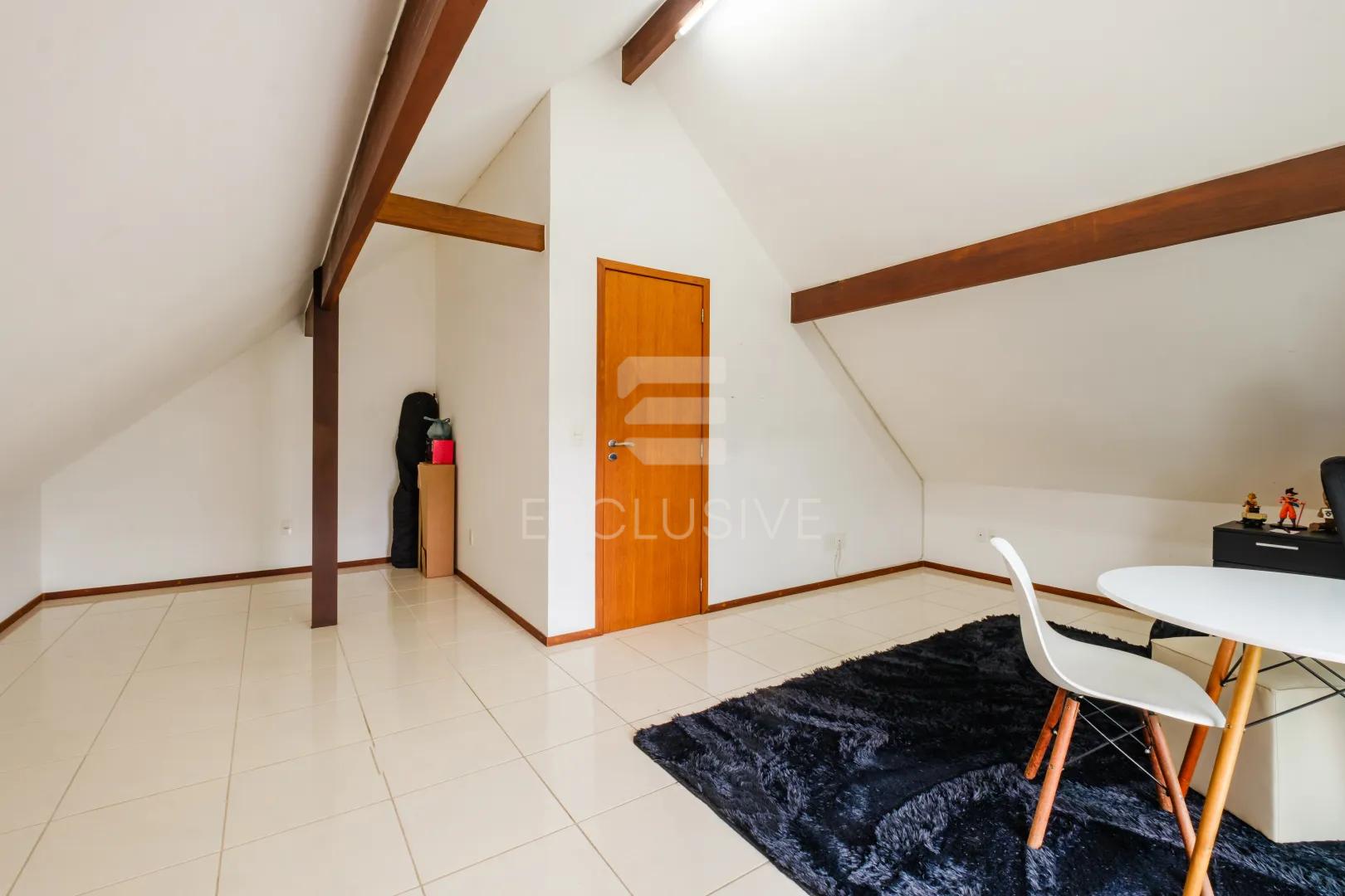 Casa 3 dormit&oacute;rios &agrave; venda, 237 m&sup2; por R$ 1.580.000,00 - C&ocirc;nego - Nova Friburgo-RJ  Nova Friburgo - 