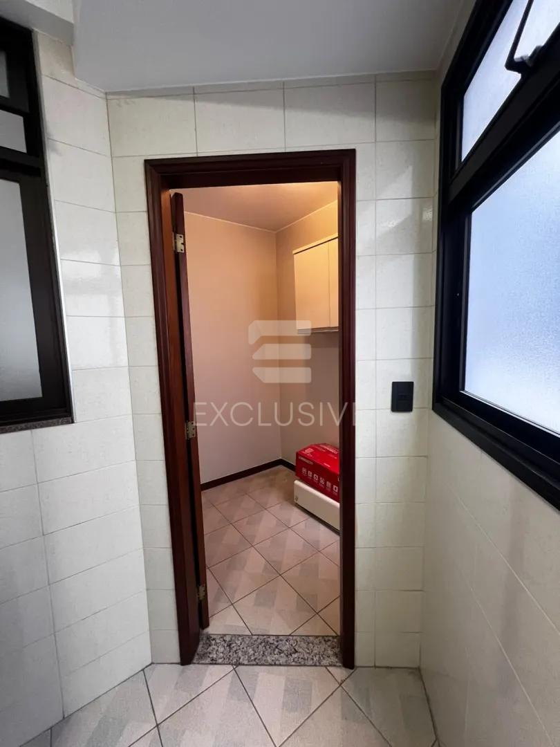 EXCELENTE APARTAMENTO - LOCA&Ccedil;&Atilde;O - 3 QUARTOS - CENTRO NOVA FRIBURGO  Nova Friburgo - 