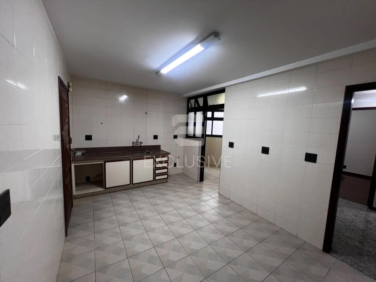 EXCELENTE APARTAMENTO - LOCA&Ccedil;&Atilde;O - 3 QUARTOS - CENTRO NOVA FRIBURGO  Nova Friburgo - 