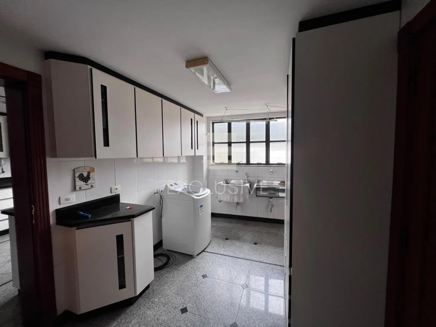 EXCELENTE APARTAMENTO-3 QUARTOS- CENTRO DE NOVA FRIBURGO  Nova Friburgo - 