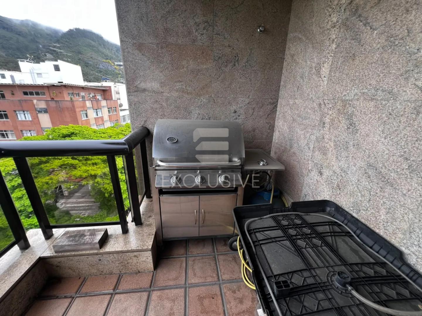 EXCELENTE APARTAMENTO-3 QUARTOS- CENTRO DE NOVA FRIBURGO  Nova Friburgo - 