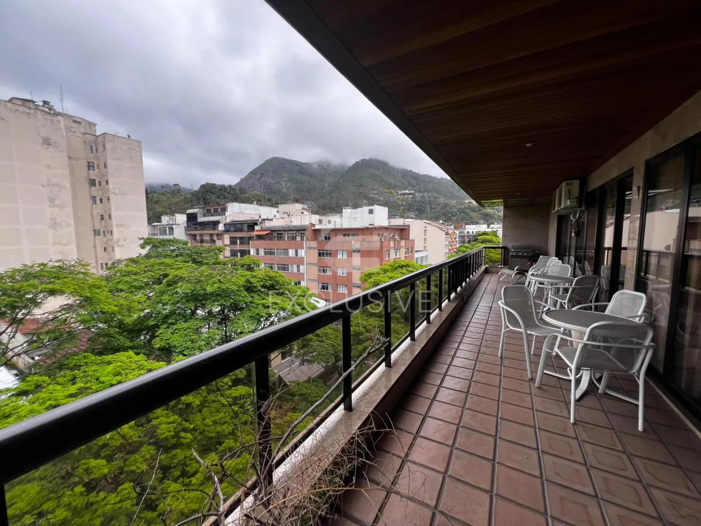 EXCELENTE APARTAMENTO-3 QUARTOS- CENTRO DE NOVA FRIBURGO  Nova Friburgo - 