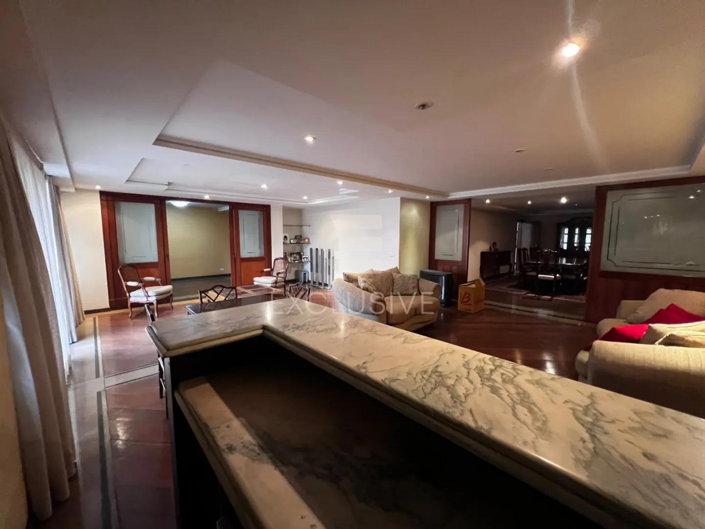 EXCELENTE APARTAMENTO-3 QUARTOS- CENTRO DE NOVA FRIBURGO  Nova Friburgo - 