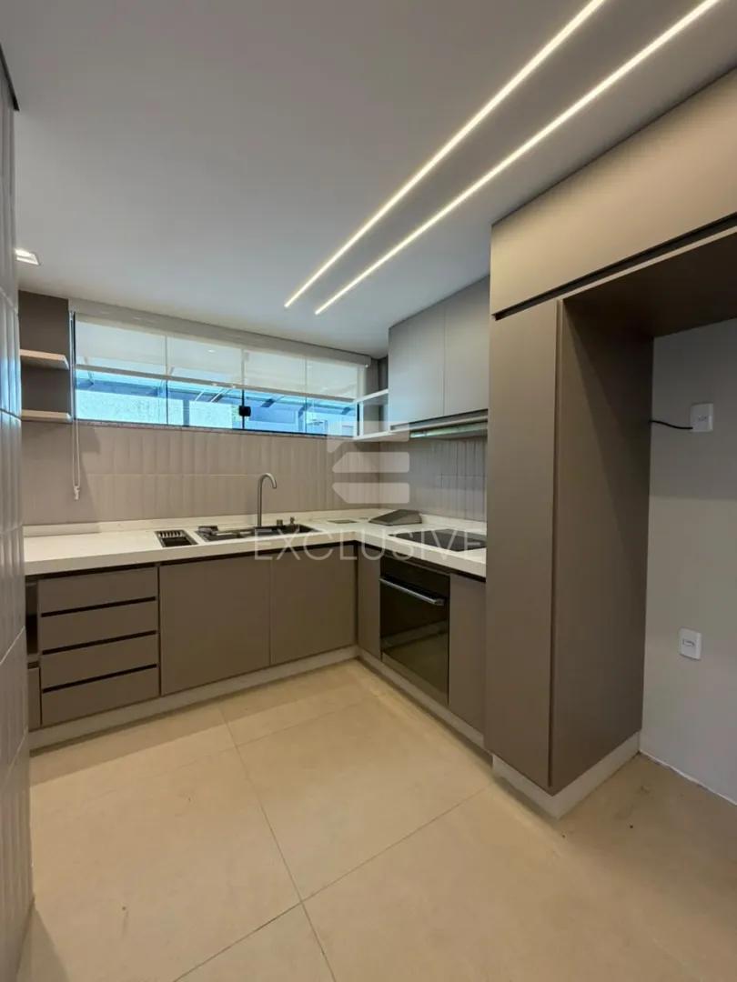 Casa com 2 Su&iacute;tes &agrave; venda, por R$ 780.000,00 - C&ocirc;nego - Nova Friburgo/RJ  Nova Friburgo - 
