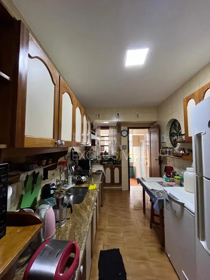 Casa com 5 dormit&oacute;rios &agrave; venda, 368 m&sup2; por R$ 1.750.000,00 - C&ocirc;nego - Nova Friburgo/RJ Rua Dom João VI Nova Friburgo - 